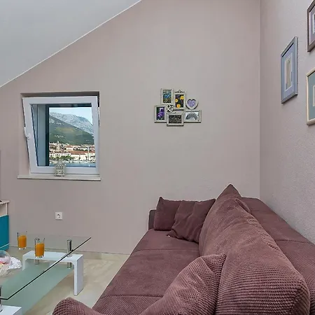 Beso Apartment