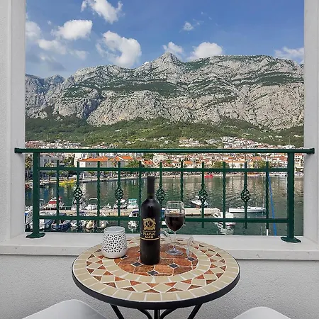 Beso Apartment Makarska