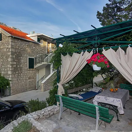 Beso Makarska