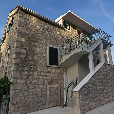 Apartment Beso Makarska